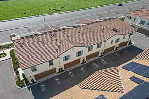 1045 W Clover, Rialto, CA 92376 - Photo 31