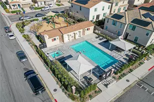 1045 W Clover, Rialto, CA 92376 - Photo 27