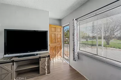 2372 N San Carlo, San Bernardino, CA 92407 - Photo 5