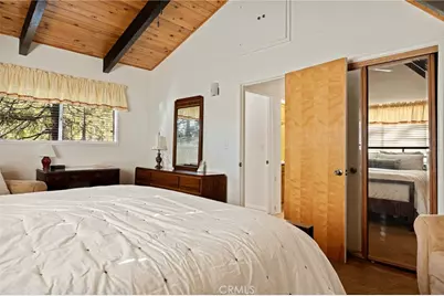 27390 Oakwood, Lake Arrowhead, CA 92352 - Photo 21