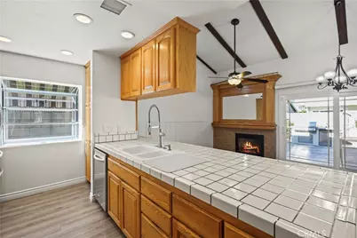 13325 Ashworth Street, Cerritos, CA 90703 - Photo 17