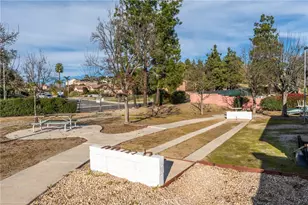 38094 Calle Amigable, Murrieta, CA 92563 - Photo 49