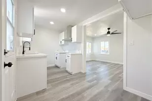 14605 S Bahama Ave, Compton, CA 90220 - Photo 9