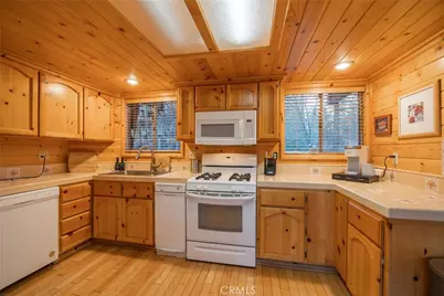 41714 Switzerland, Big Bear Lake, CA 92315 - Photo 21