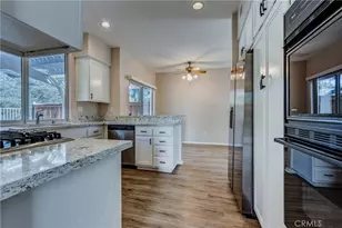 23826 Castinette Way, Murrieta, CA 92562 - Photo 17