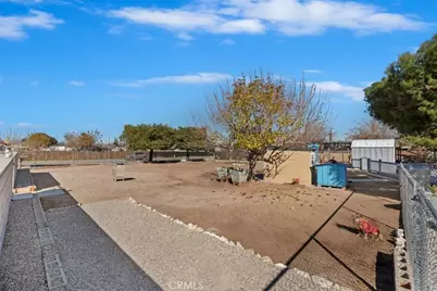 8949 Camphor, Hesperia, CA 92345 - Photo 37
