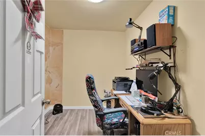 13577 Buena Vista Drive, Hesperia, CA 92344 - Photo 27