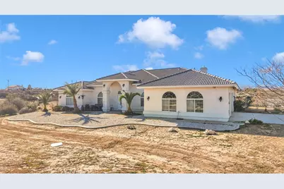 6086 Pythagoras, Oak Hills, CA 92344 - Photo 3