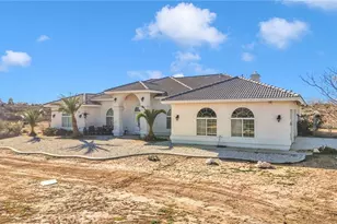 6086 Pythagoras, Oak Hills, CA 92344 - Photo 3