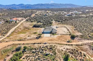 6086 Pythagoras, Oak Hills, CA 92344 - Photo 59