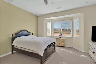 6086 Pythagoras, Oak Hills, CA 92344 - Photo 37