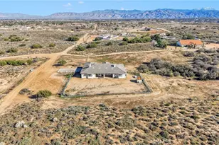 6086 Pythagoras, Oak Hills, CA 92344 - Photo 53