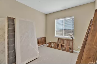 6086 Pythagoras, Oak Hills, CA 92344 - Photo 35