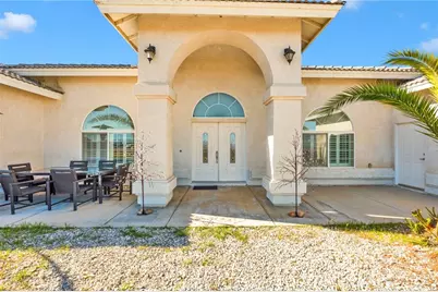 6086 Pythagoras, Oak Hills, CA 92344 - Photo 9