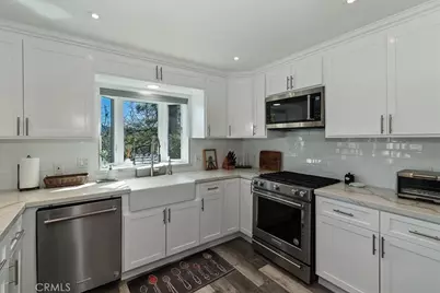 27565 North Bay Rd, Lake Arrowhead, CA 92352 - Photo 15