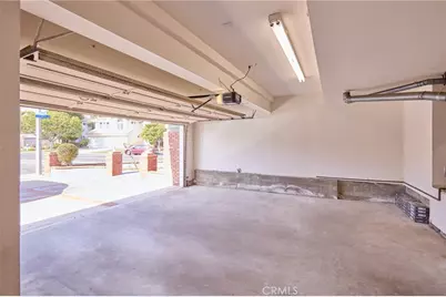 18662 Jockey Circle, Huntington Beach, CA 92648 - Photo 29