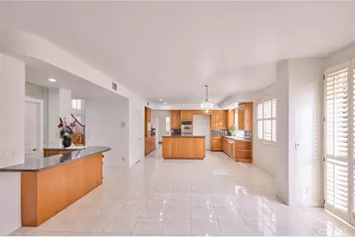 18662 Jockey Circle, Huntington Beach, CA 92648 - Photo 11