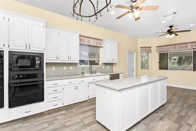 13776 Meadow View, Yucaipa, CA 92399 - Photo 13