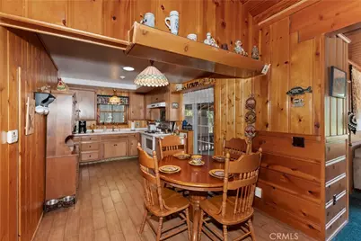 24194 Zurich, Crestline, CA 92325 - Photo 31