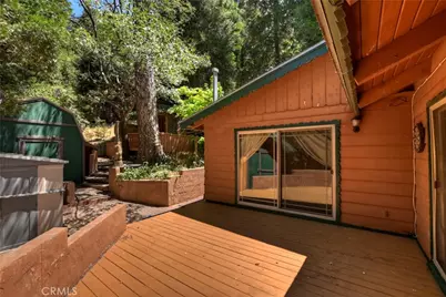 24194 Zurich, Crestline, CA 92325 - Photo 13