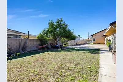 9607 Cypress, Fontana, CA 92335 - Photo 45