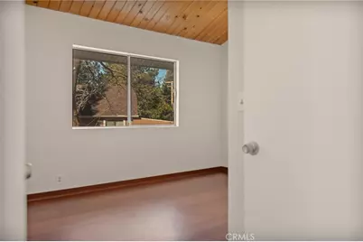 31047 Summit, Running Springs, CA 92382 - Photo 13