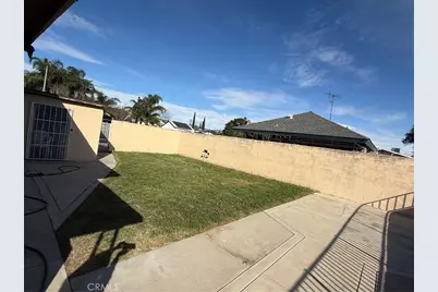 16113 Upland, Fontana, CA 92335 - Photo 7