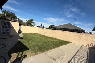 16113 Upland, Fontana, CA 92335 - Photo 7