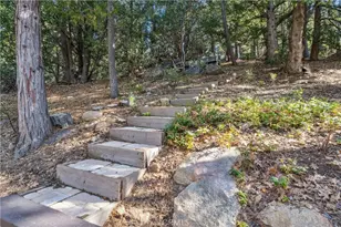 965 Sandalwood Dr, Lake Arrowhead, CA 92352 - Photo 41