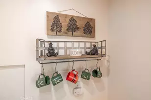 42581 Willow, Big Bear Lake, CA 92315 - Photo 11