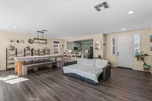 11993 Crandall Ct, Victorville, CA 92392 - Photo 9