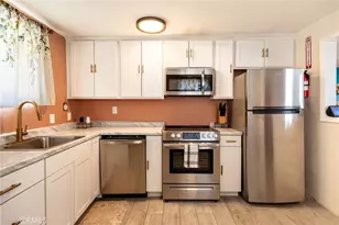 65076 E Broadway, Joshua Tree, CA 92252 - Photo 11