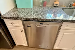 6333 Norma Ct, Eastvale, CA 91752 - Photo 13