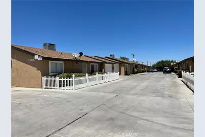15418 Bear Valley Road, Victorville, CA 92395 - Photo 5