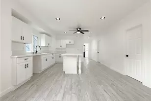 5325 Latham St, Los Angeles, CA 90011 - Photo 5