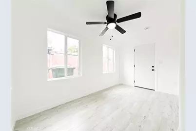 5325 Latham Street, Los Angeles, CA 90011 - Photo 21