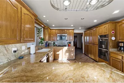 7464 Via Deldene, Highland, CA 92346 - Photo 25