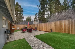 399 Crater Lake, Big Bear Lake, CA 92315 - Photo 31