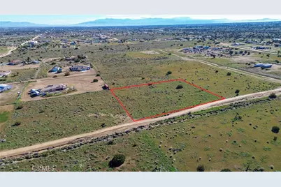 2 Buttemere, Phelan, CA 92371 - Photo 7