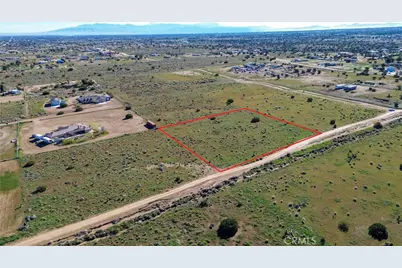 2 Buttemere, Phelan, CA 92371 - Photo 5