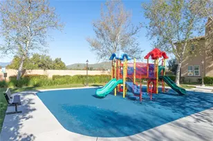 1800 E Lakeshore Dr, Lake Elsinore, CA 92530 - Photo 27