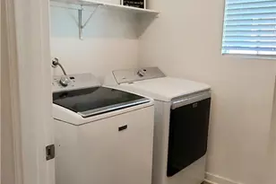 16229 Castello Ln, Fontana, CA 92336 - Photo 19