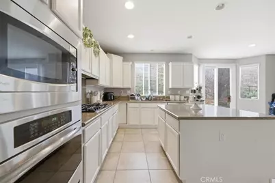 34326 Heather Ridge Court, Lake Elsinore, CA 92532 - Photo 7