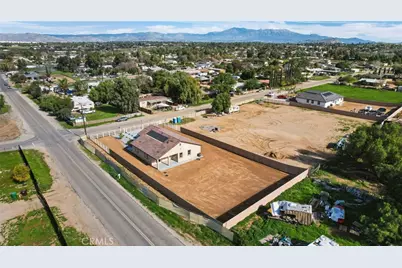 20521 Hunter, Perris, CA 92570 - Photo 39