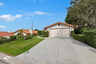 1168 N Crescent Ridge, Fallbrook, CA 92028 - Photo 3