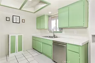 10636 Kiavan Rd, Apple Valley, CA 92308 - Photo 9