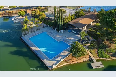 1233 Sunkist, Corona, CA 92882 - Photo 39