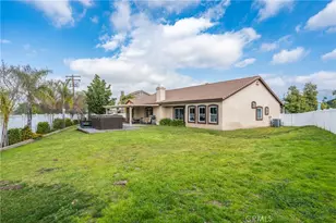 1537 Carmel Ct, Redlands, CA 92374 - Photo 3