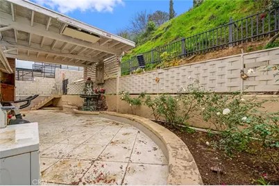 2639 Round, Los Angeles, CA 90032 - Photo 37