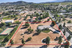 23140 Western Crest Dr, Lake Mathews, CA 92570 - Photo 9